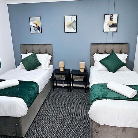 Lushstay Telford - Families, Contractors & Group Of Friends, Long Term Stay Экстерьер фото